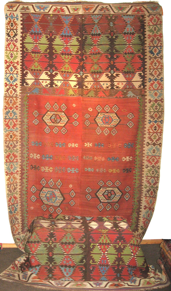 Kelim, Zentralanatolien, von Hotamisch gewebt, Mitte 19. Jh., 430 x 175 cm